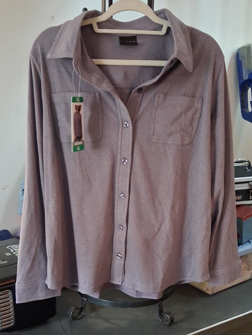 Womens XL Casual Long-Sleeve Button-Down Shirt in Purple